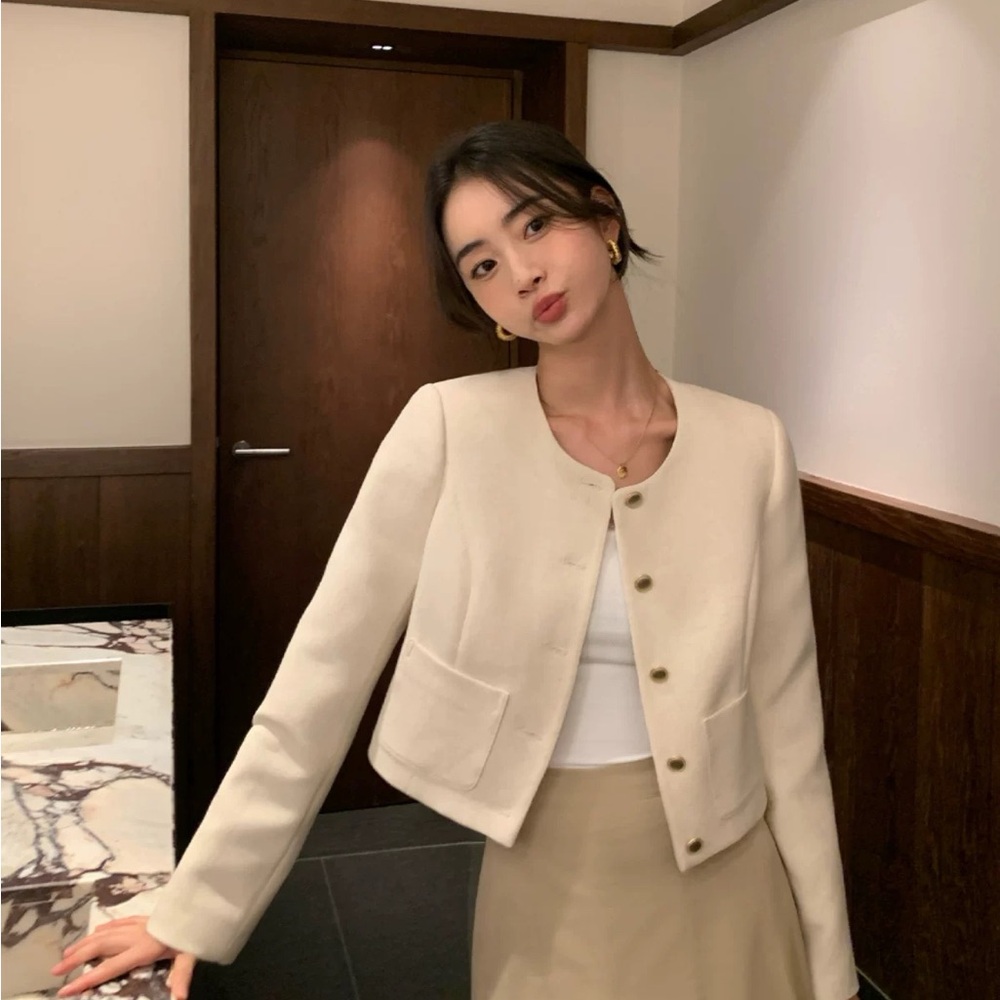 Elegant Cream Women's Jacket